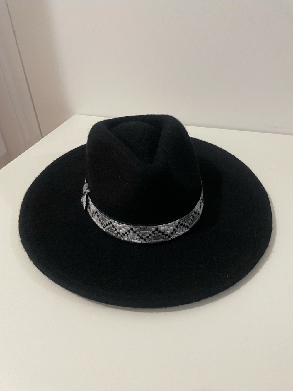 Universal Thread Black Wide-Brim Fedora with Patterned Band
